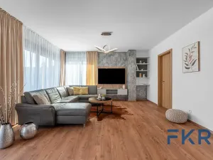 Prodej rodinného domu, Zásmuky, Za Tofou, 143 m2