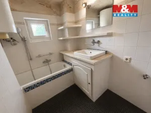 Prodej rodinného domu, Svárov, K Podkozí, 280 m2