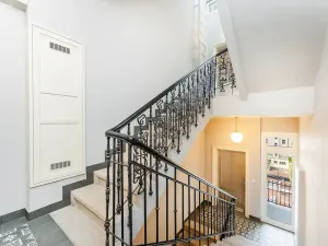 Pronájem bytu 2+kk, Praha - Bubeneč, Sládkova, 38 m2