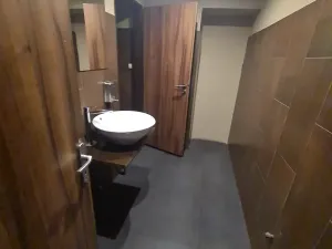 Pronájem obchodního prostoru, Praha - Smíchov, Nádražní, 85 m2