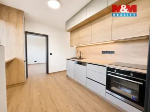Pronájem bytu 3+1, Jindřichův Hradec - Jindřichův Hradec IV, Jakubská, 62 m2
