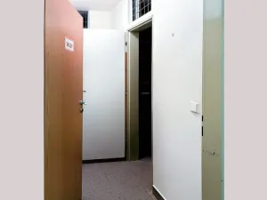 Pronájem ostatní, Praha - Holešovice, Osadní