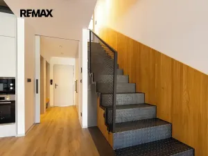 Prodej bytu 4+kk, Praha - Vysočany, Moravcových, 112 m2