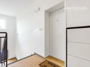 Prodej bytu 2+kk, Vestec, U Strouhy, 41 m2