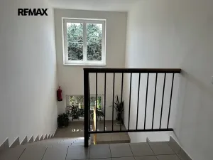 Pronájem bytu 2+kk, Vestec, Na Suchých, 43 m2