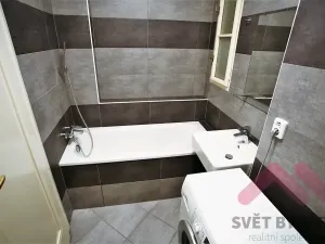 Pronájem bytu 2+kk, Praha - Vinohrady, Radhošťská, 46 m2