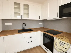 Pronájem bytu 3+1, Praha - Nusle, Pujmanové, 68 m2