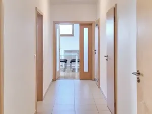 Pronájem bytu 3+kk, Praha - Jinonice, Chmelařská, 89 m2