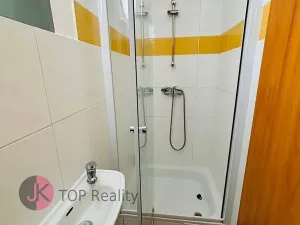 Pronájem rodinného domu, Praha - Uhříněves, Vlárská, 95 m2