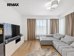 Pronájem bytu 2+kk, Praha - Strašnice, Ramonova, 58 m2