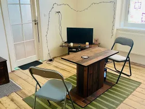 Prodej bytu 1+1, Karlovy Vary, Nad Dvorem, 43 m2