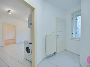 Pronájem bytu 2+kk, Olomouc, Dukelská, 47 m2