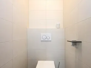 Pronájem kanceláře, Praha - Holyně, Za Knotkem, 79 m2