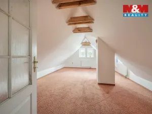 Prodej rodinného domu, Krakovec, 200 m2