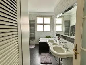 Pronájem bytu 4+1, Praha - Bubeneč, Pětidomí, 170 m2