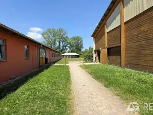Prodej zemědělského objektu, Úžice, 5128 m2