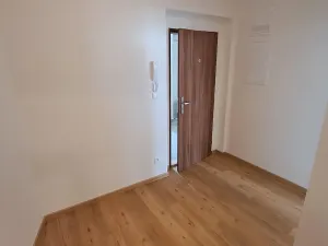 Prodej bytu 1+kk, Praha - Černý Most, Dobrovolného, 36 m2