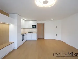 Pronájem bytu 2+kk, Liberec, Šafaříkova, 57 m2