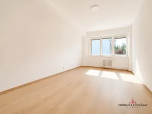 Pronájem bytu 3+1, Praha - Dejvice, Evropská, 93 m2