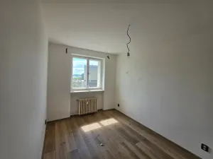 Prodej bytu 3+1, Znojmo, 28. října, 57 m2