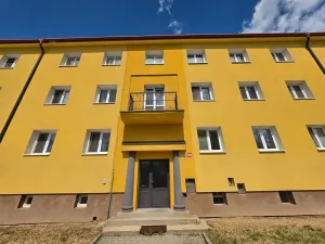 Prodej bytu 3+1, Znojmo, 28. října, 57 m2