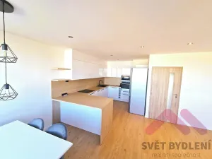 Pronájem bytu 3+kk, Praha - Bohnice, Hlivická, 74 m2