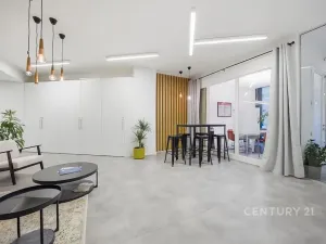 Pronájem kanceláře, Praha - Smíchov, Na Zatlance, 232 m2