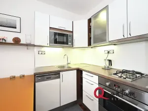 Pronájem bytu 1+kk, Praha - Záběhlice, Jahodová, 25 m2