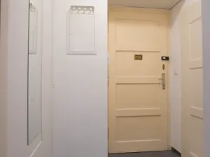 Prodej bytu 2+kk, Praha - Holešovice, U Uranie, 40 m2