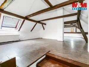 Prodej činžovního domu, Holýšov, náměstí 5. května, 230 m2