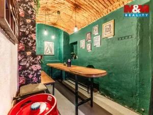 Pronájem restaurace, Praha - Vinohrady, Rumunská, 170 m2