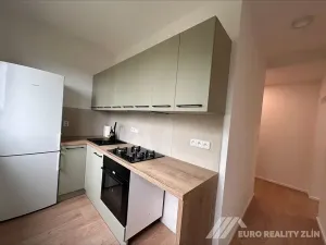Pronájem bytu 2+1, Zlín, Husova, 50 m2