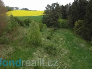 Prodej pole, Křenov, 16180 m2