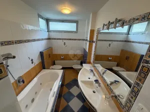 Pronájem bytu 3+kk, Praha - Střešovice, Na bateriích, 104 m2