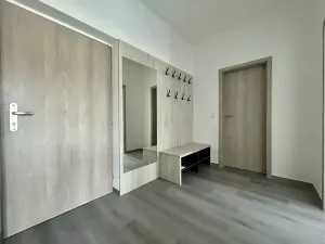 Pronájem bytu 2+kk, Milovice, Kaštanová, 49 m2