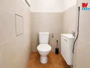 Pronájem kanceláře, Třinec - Staré Město, 1. máje, 99 m2