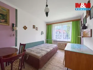Prodej bytu 3+1, Pardubice, U Háje, 65 m2