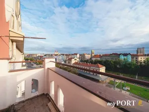 Pronájem bytu 3+1, Plzeň, Hálkova, 132 m2
