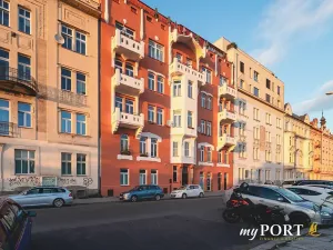 Pronájem bytu 3+1, Plzeň, Hálkova, 132 m2