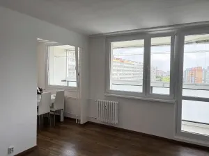Pronájem bytu 3+1, Praha - Horní Měcholupy, Milánská, 70 m2