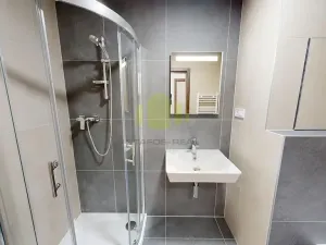 Pronájem bytu 2+kk, Olomouc, Topolová, 52 m2