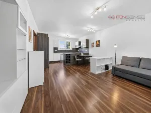 Pronájem bytu 3+1, Kladno, Kordačova, 79 m2