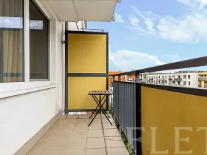 Pronájem bytu 2+kk, Praha - Vysočany, Pod Harfou, 48 m2