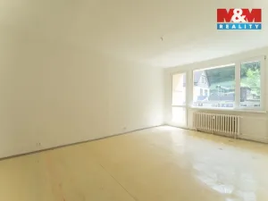 Prodej bytu 2+1, Desná - Desná II, Poštovní, 66 m2