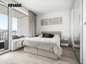 Prodej bytu 2+kk, Praha - Vysočany, Strnadových, 50 m2