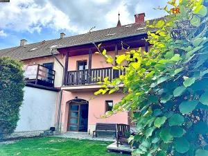 Prodej rodinného domu, Načeradec, Zámecké náměstí, 170 m2