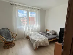 Pronájem bytu 2+kk, Jince, Zborovská, 39 m2