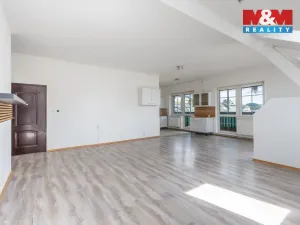 Pronájem bytu 3+kk, Nový Bor, Tržní náměstí, 92 m2