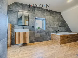 Prodej rodinného domu, Vřesina, Spojná, 182 m2