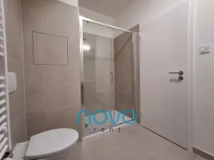 Pronájem bytu 1+kk, Praha - Vysočany, Gerstelova, 41 m2